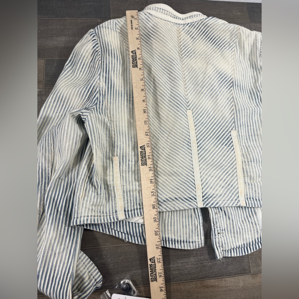 Free People Bleached Out Indigo Button Down Jacket - Picture 12 of 12